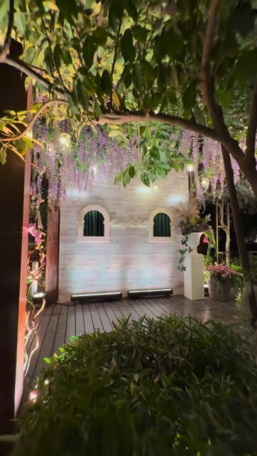 Crafting moments that bloom forever ✨
From first look to final dance, we design every detail with love, elegance, and a professional touch.
Your dream day, turned into a timeless memory.
You imagine it, we make it happen 💫

#aliaflowers #WeddingDecor #LuxuryWeddings #GCCWedding #weddinginspiration